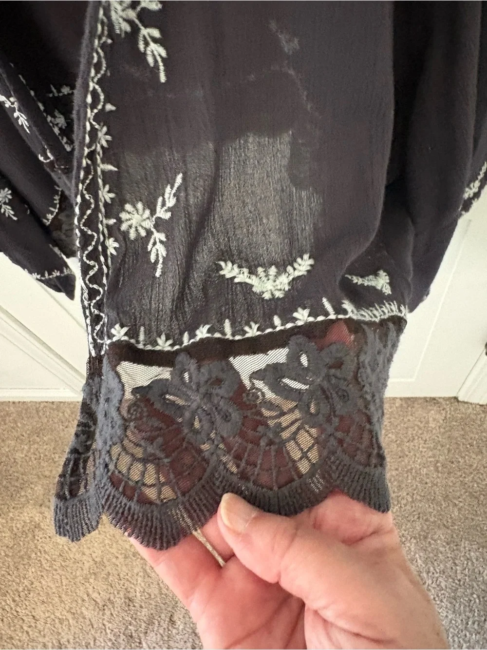 Free People Boho Cropped Embroidered Kimono. Size Medium.